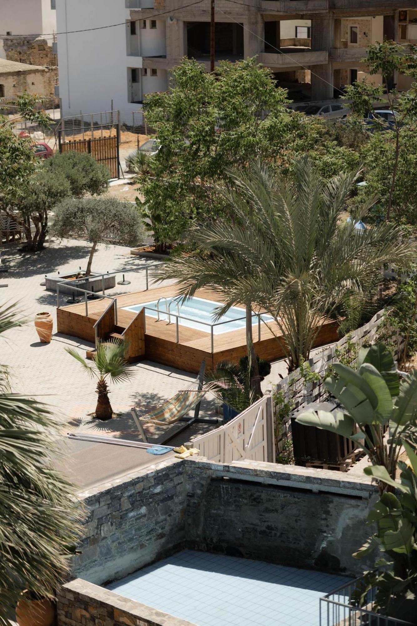 Pollis Hotel Hersonissos  Exterior photo