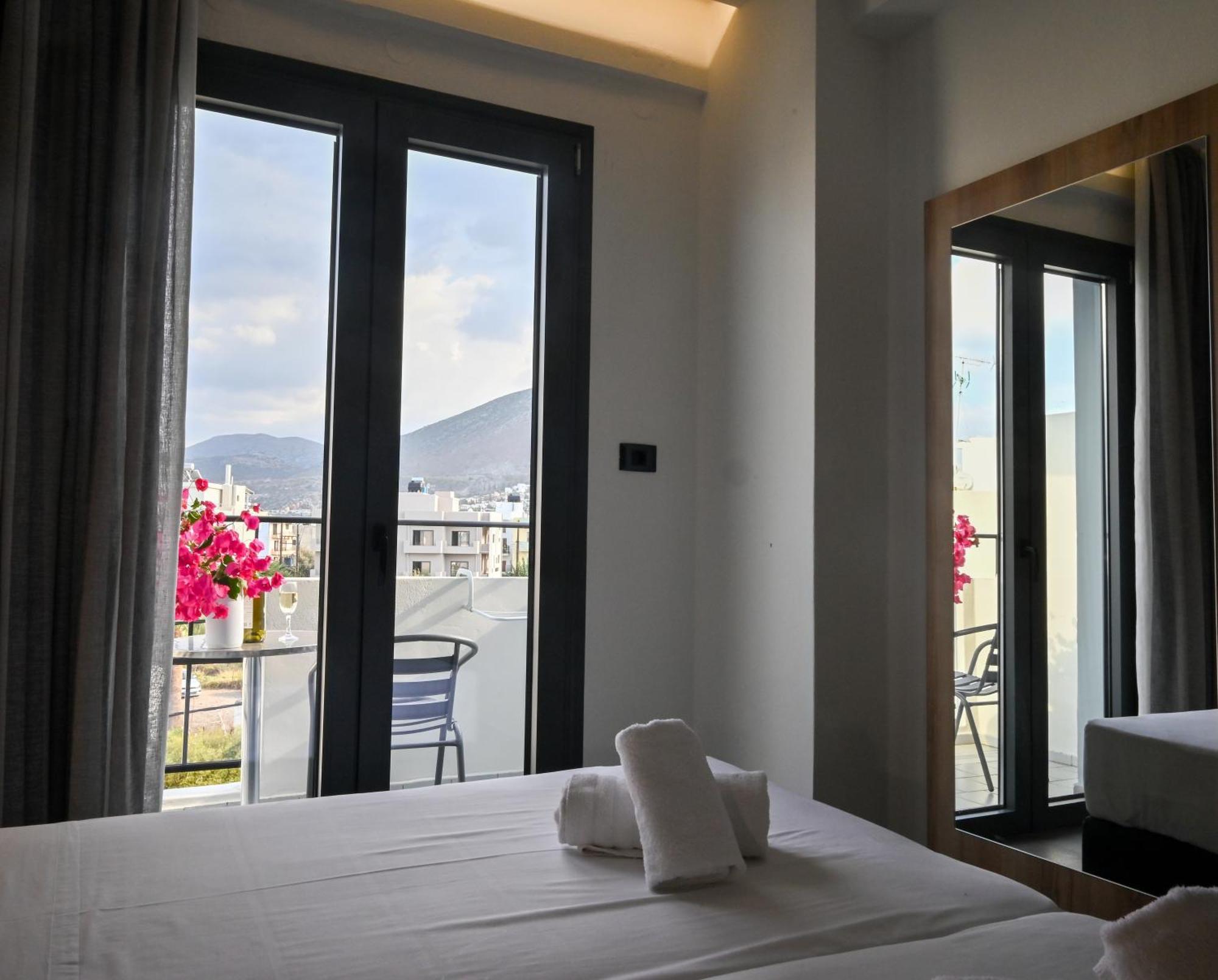 Pollis Hotel Hersonissos  Exterior photo